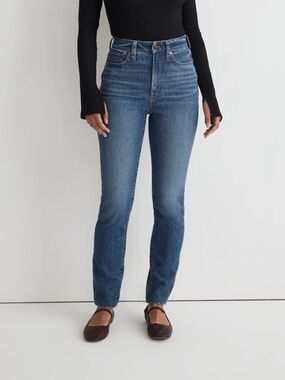 Madewell The Curvy Perfect Vintage Straight Jean w/ Raw Hem Sz 28